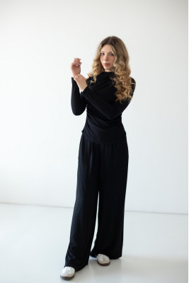 Костюм жіночий